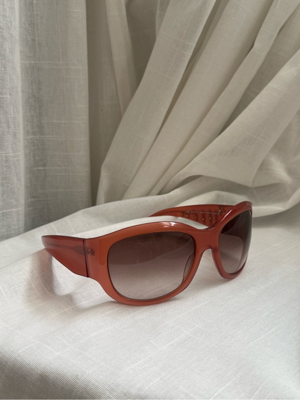 Juicy Couture pink Cat-Eye Sunglasses